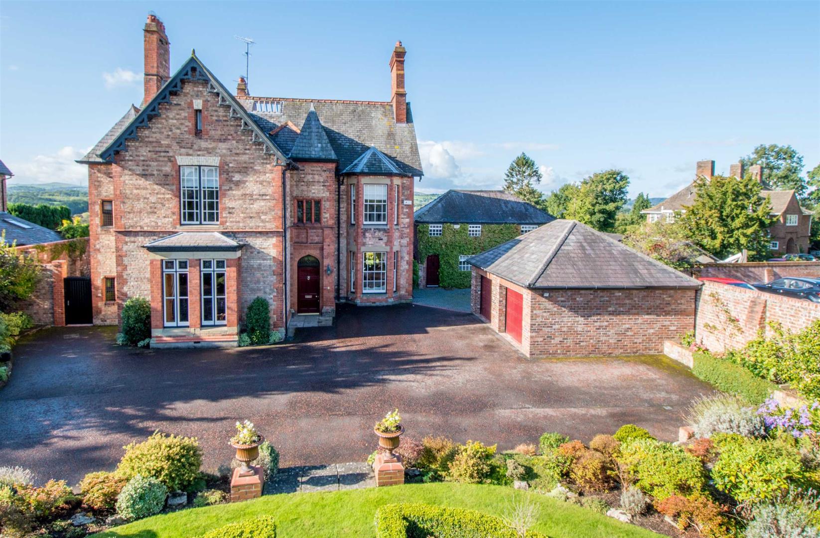 House Detached Upper Denbigh Road, St. Asaph